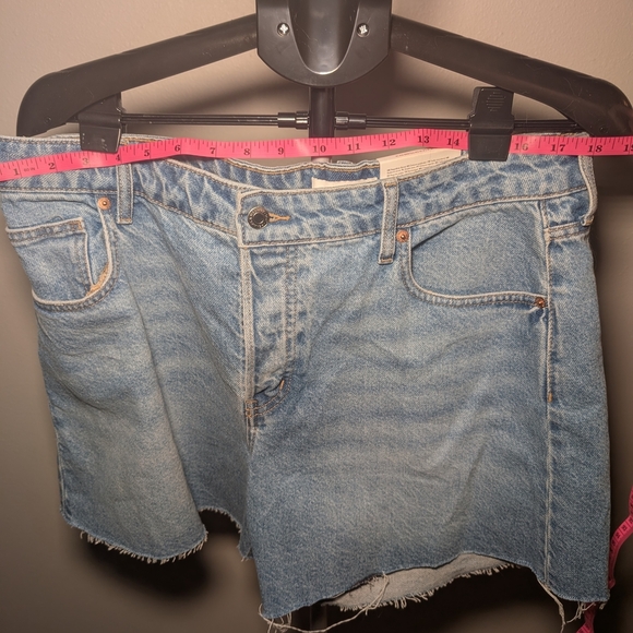 Bundle Of 2 H&M Jean Shorts Size 14 - Picture 5 of 11